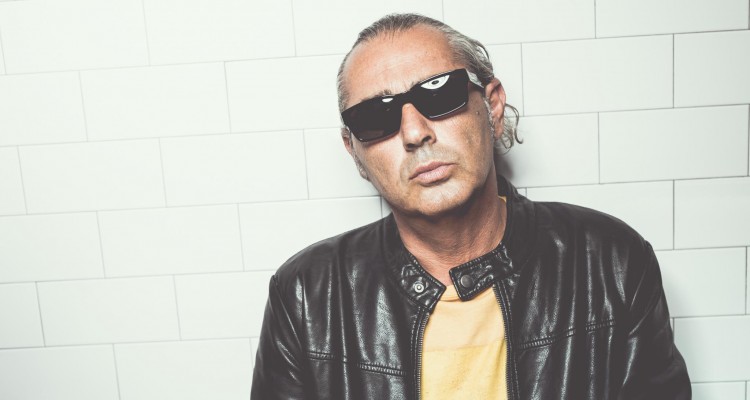 Luca Carboni pop up