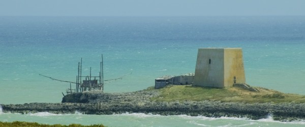 Trabucco e Torre costiera a Vieste