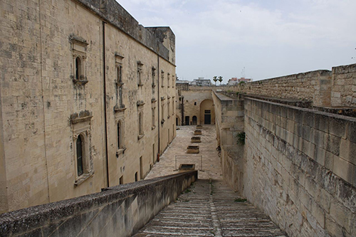 Attraverso il Castello - Lecce