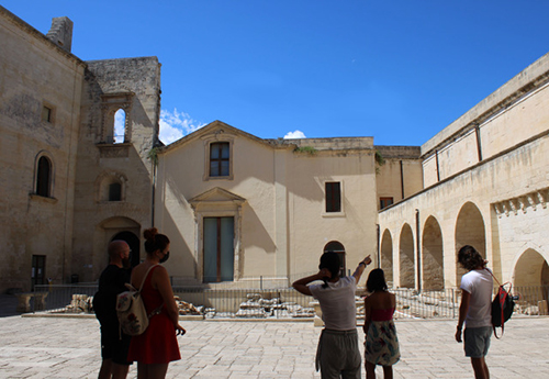 Attraverso il Castello Carlo V di Lecce 1